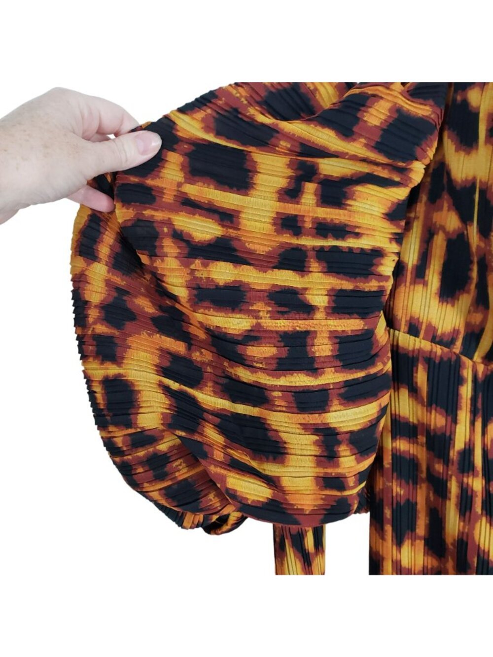 Solace London Skye Pleated Puff Sleeve Leopard Print Mini Dress Mindy Kaling - Picture 7 of 15